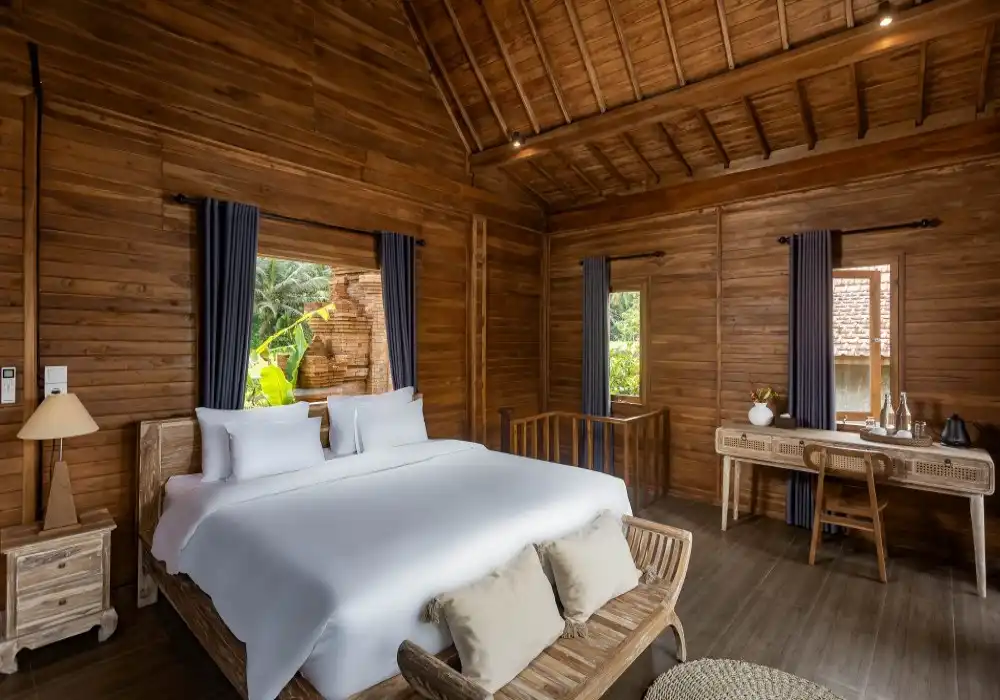 One Bedroom Pool Access